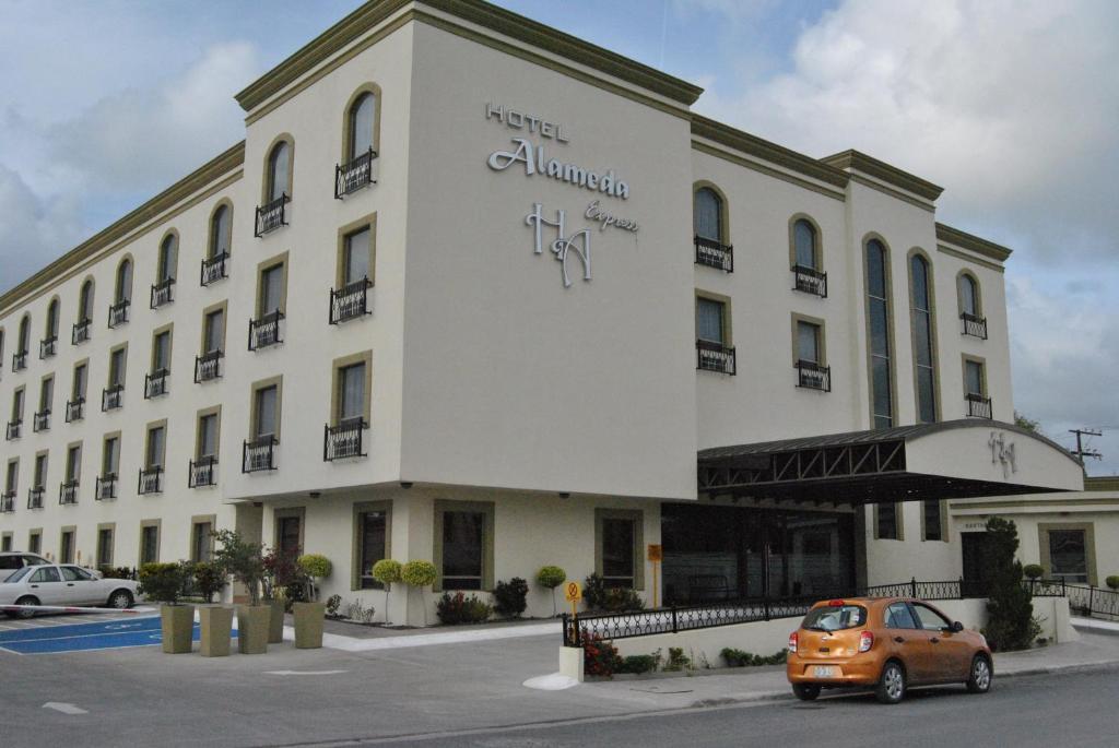 Hotel Alameda Express Matamoros  Exterior foto